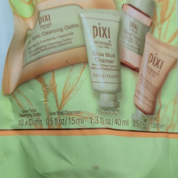 Pixi Glow Travel Kit Set - Picture 4 of 5